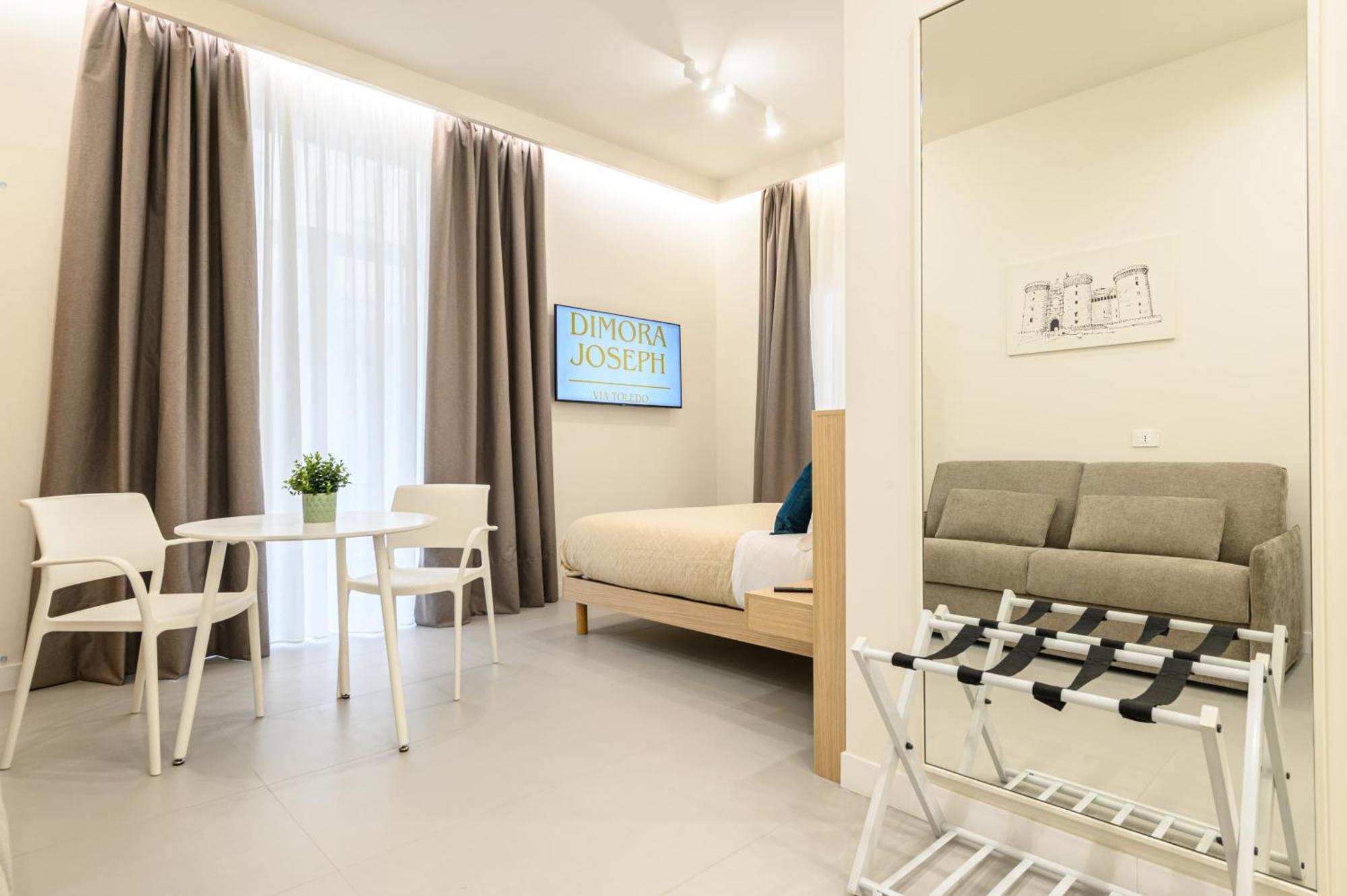 Dimora Joseph Via Toledo Hotel Naples Exterior photo