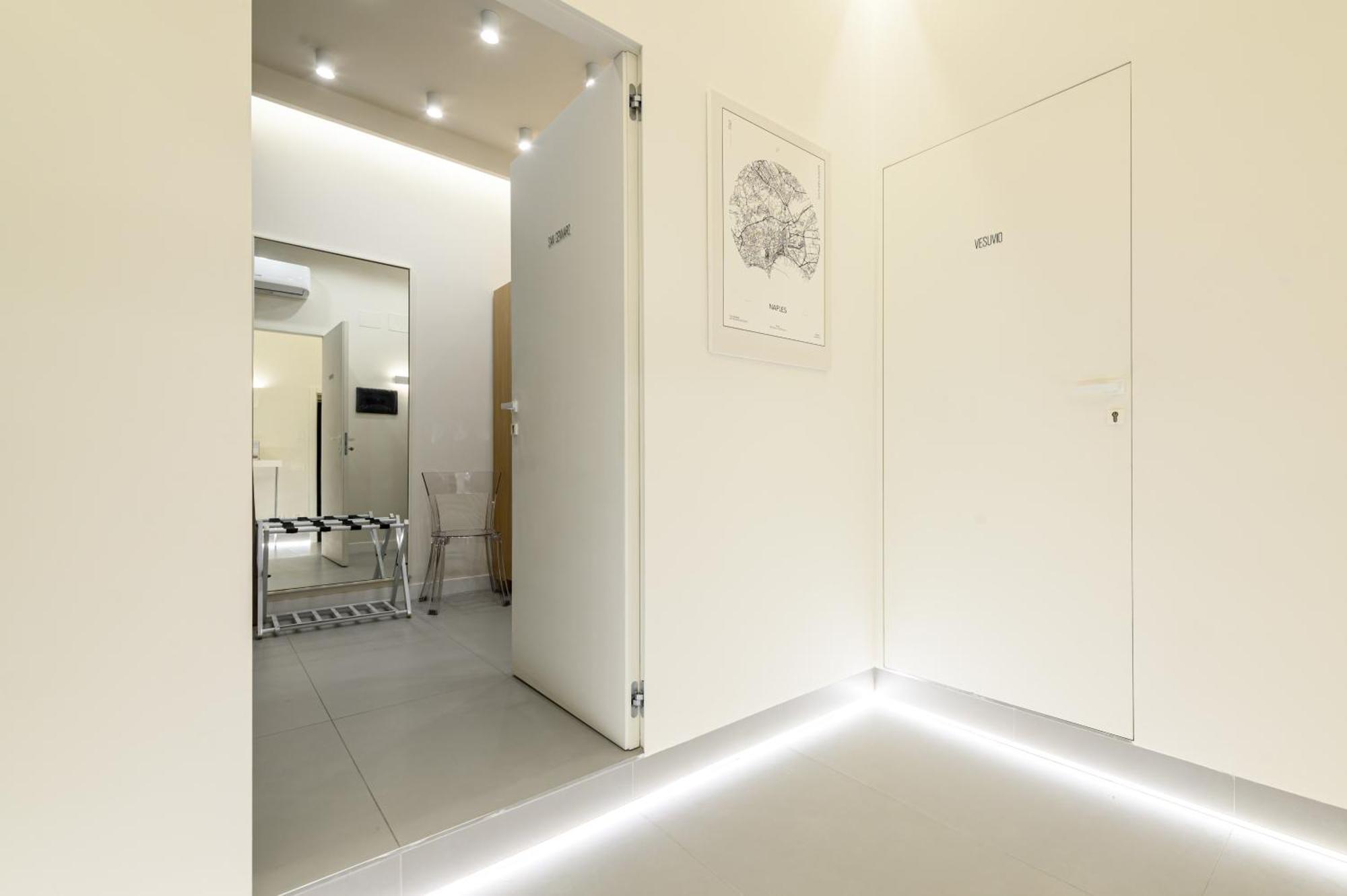 Dimora Joseph Via Toledo Hotel Naples Exterior photo